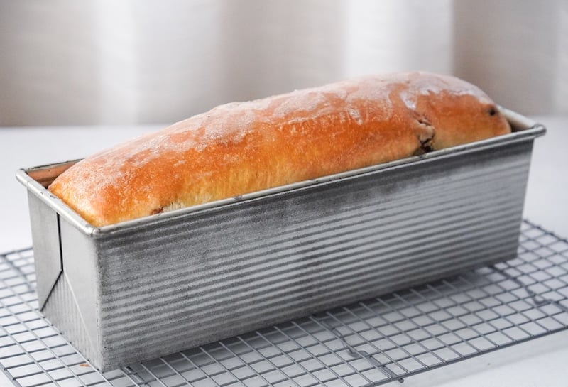 Soft Cinnamon Swirl Raisin Bread