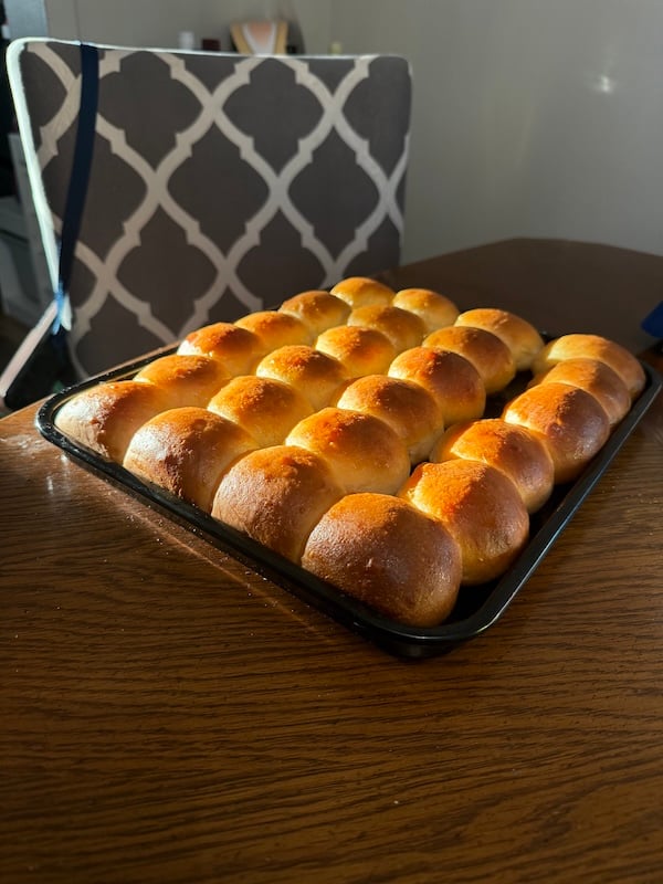 hawaiian sourdough rolls in a pan