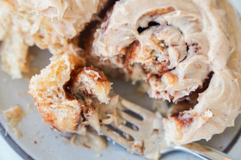 delicious sourdough cinnamon rolls