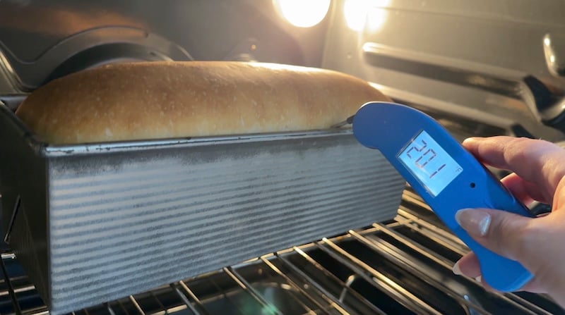 temping baked loaf