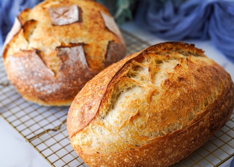 Easy Artisan Sourdough Loaf