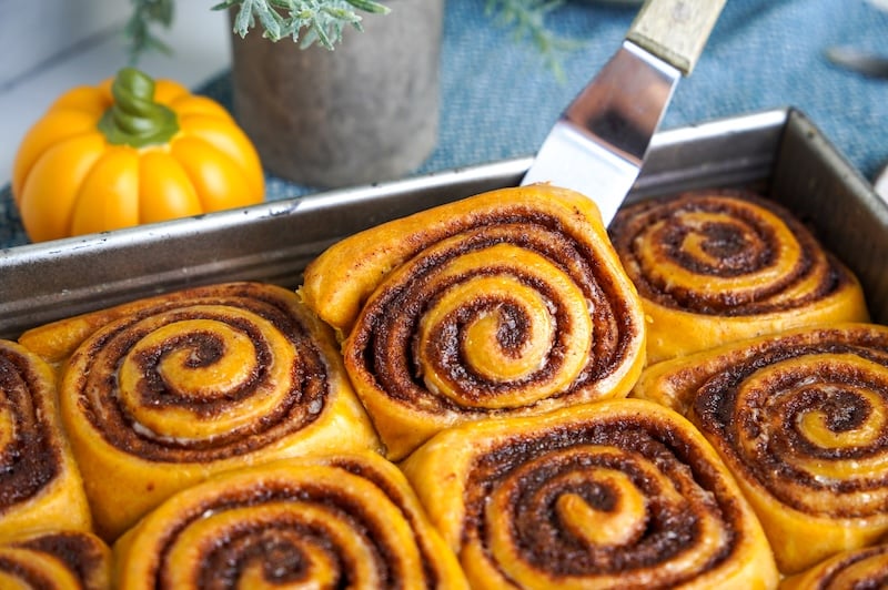 Sourdough Cinnamon Rolls with Pumpkin Spice