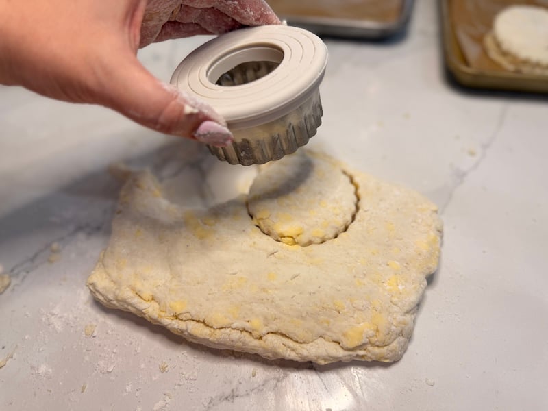 lifting biscuit cutter up