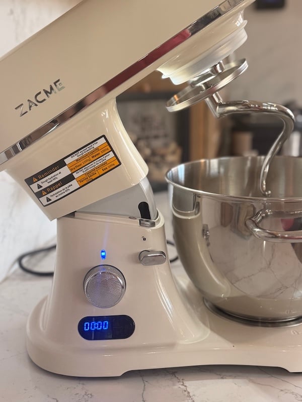 timer on side of zacme